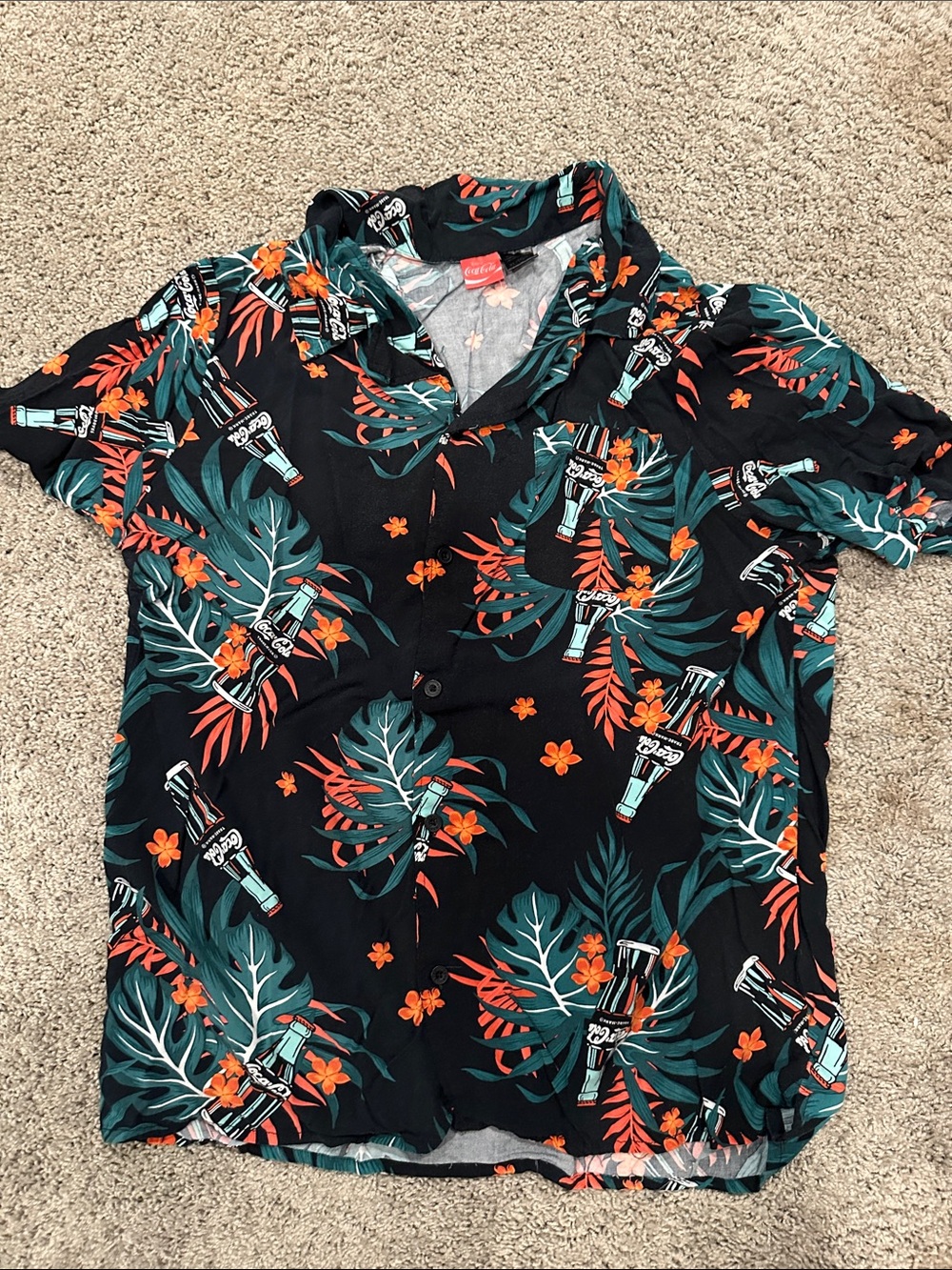 Men's Black Tropical Print Short-Sleeve Shirt